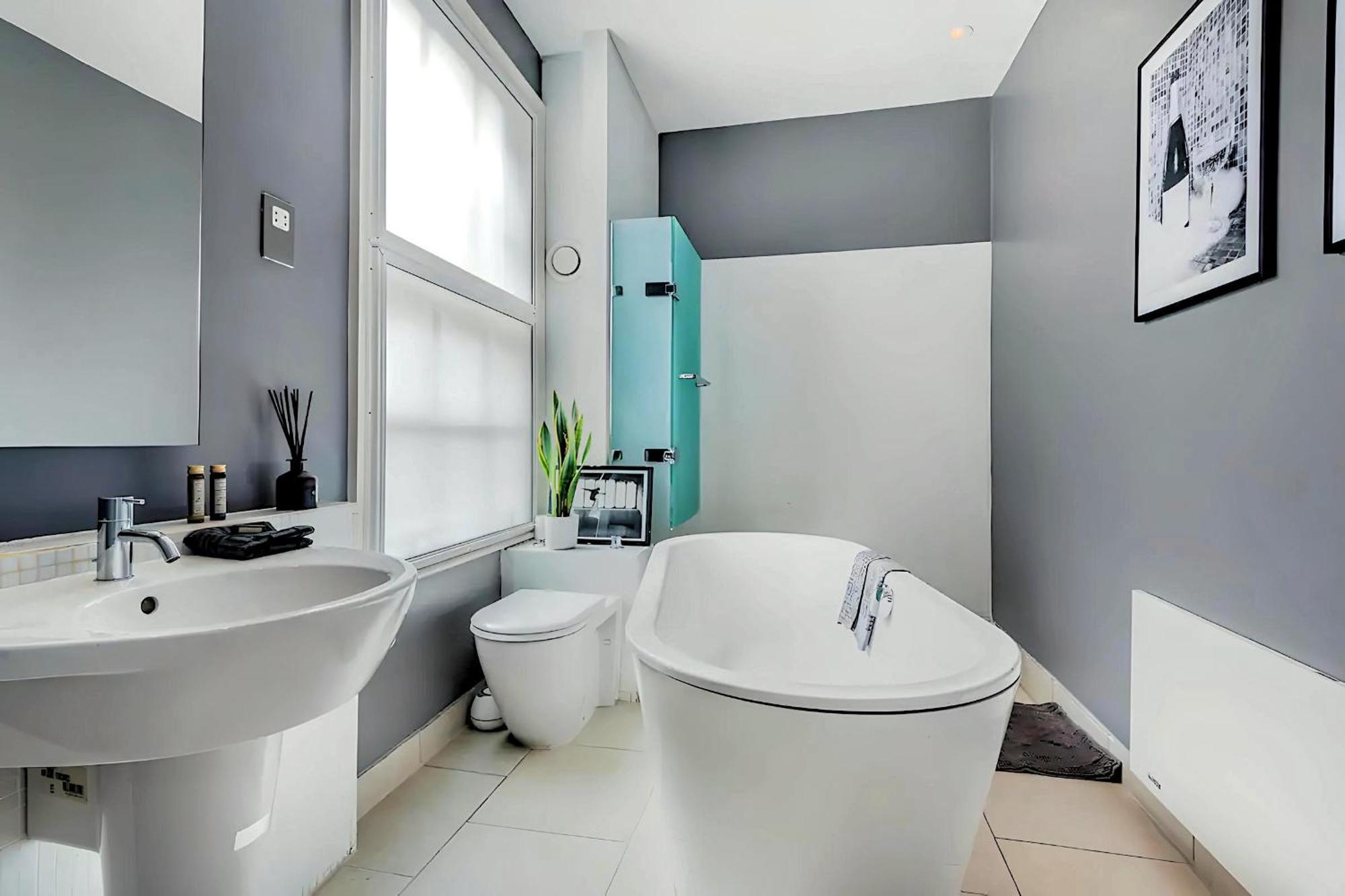 Welcome London - Stay At The Piazza! Экстерьер фото