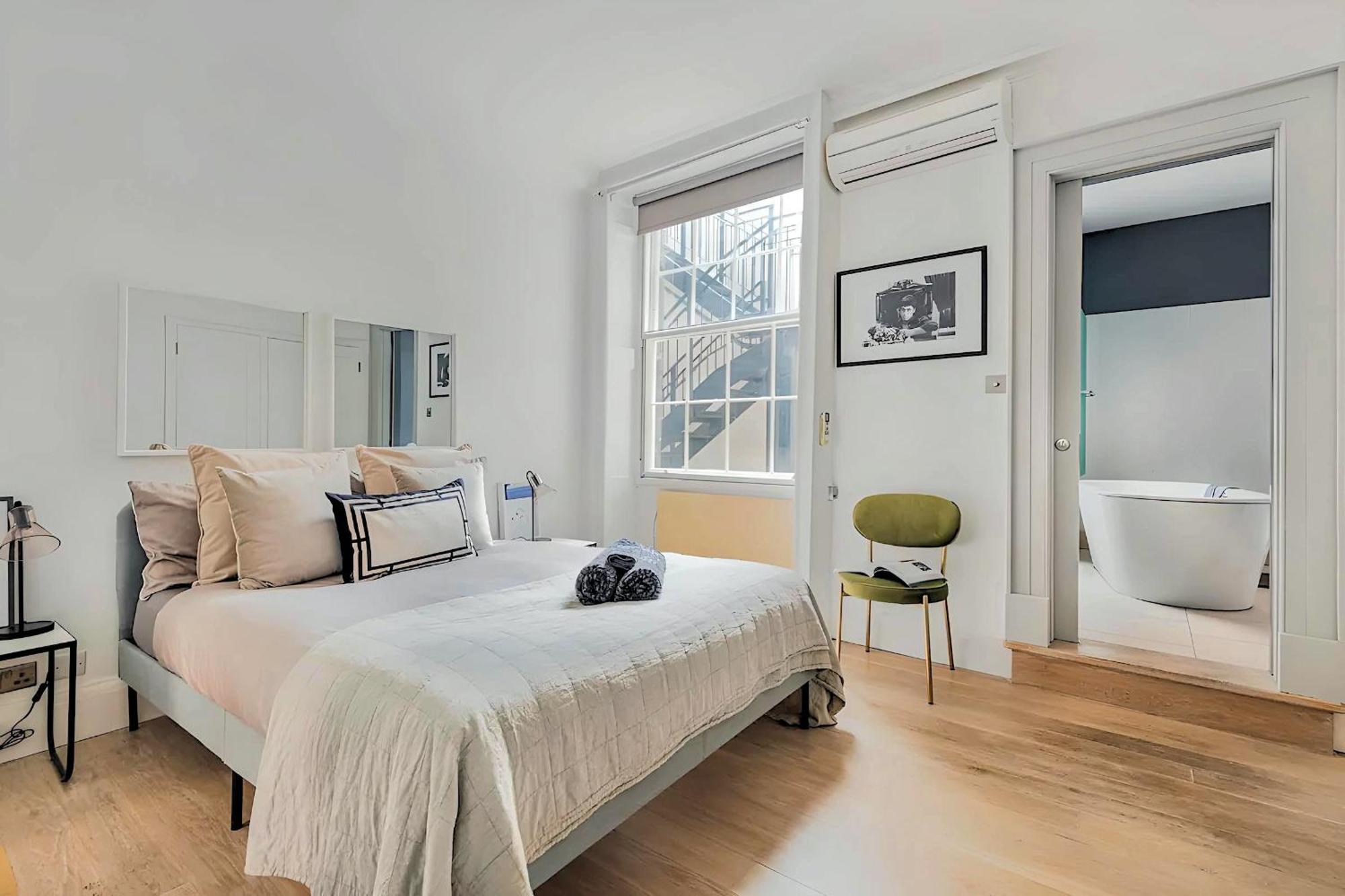 Welcome London - Stay At The Piazza! Экстерьер фото